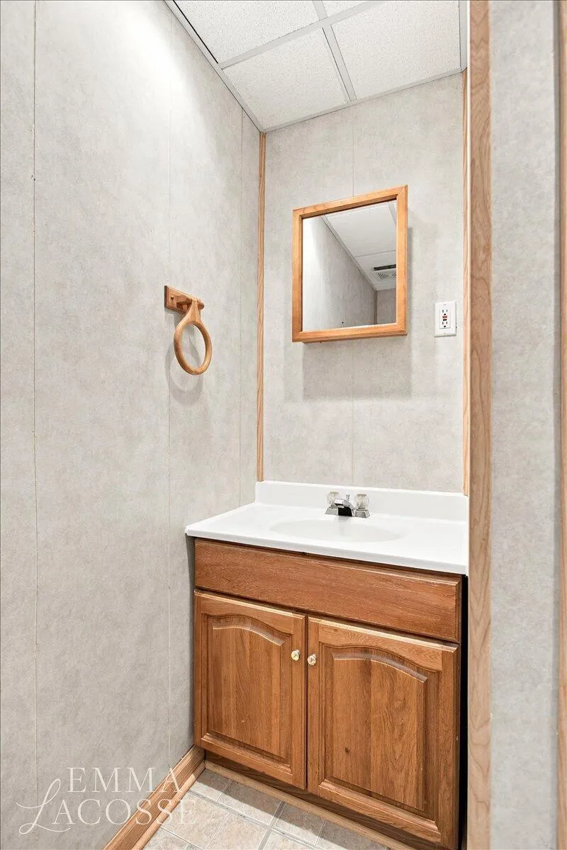 3560 Rush Creek Drive Hudsonville, MI 49426