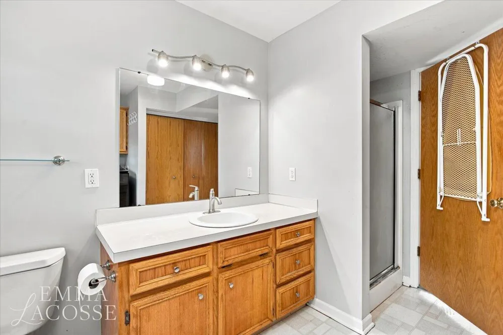 3560 Rush Creek Drive Hudsonville, MI 49426
