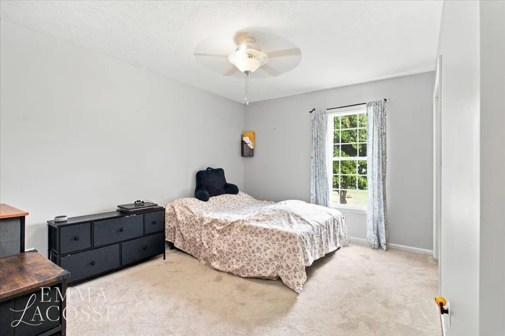 3560 Rush Creek Drive Hudsonville, MI 49426