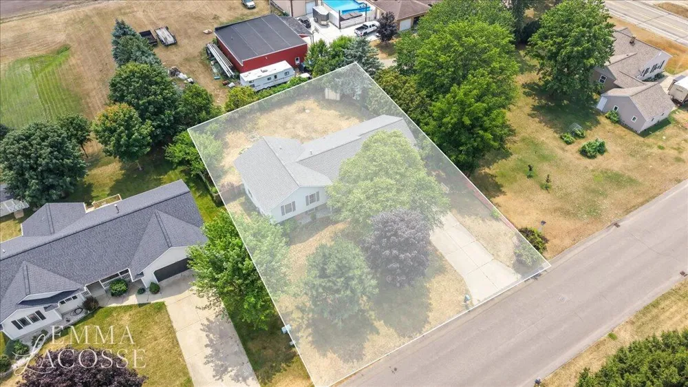 3560 Rush Creek Drive Hudsonville, MI 49426