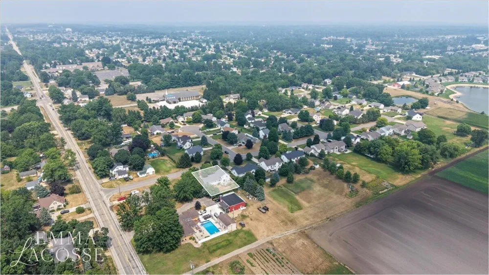 3560 Rush Creek Drive Hudsonville, MI 49426