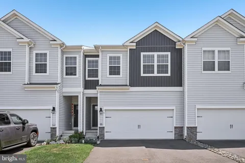 76 FONTHILL COURT