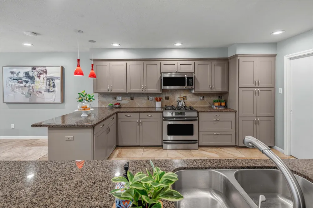 2810 Rayado Court College Station, TX 77845