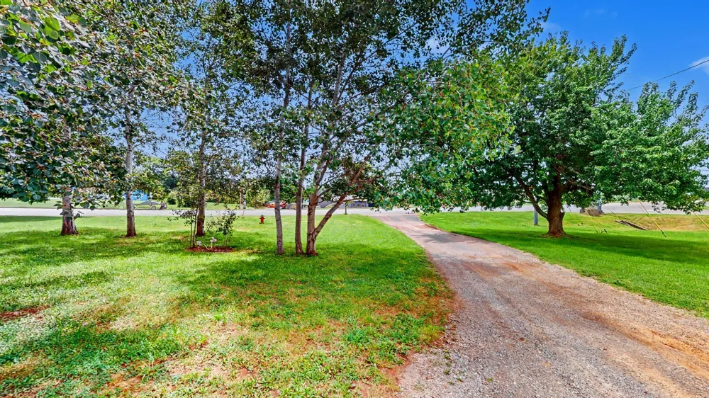 801 Tiny Town Rd Clarksville, TN 37042