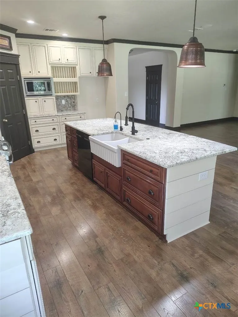 3299 Espada New Braunfels, TX 78132