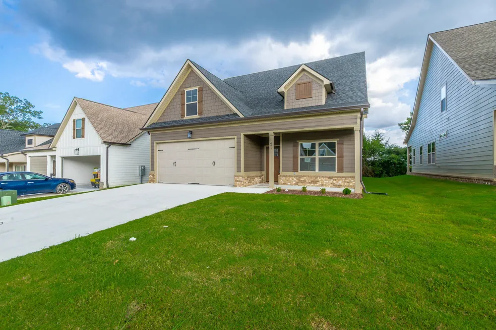 477 Willow Grove Court Ringgold, GA 30736