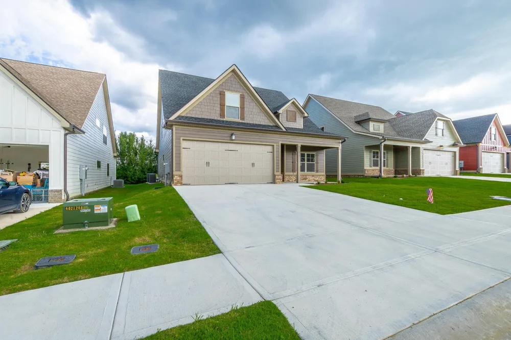 477 Willow Grove Court Ringgold, GA 30736