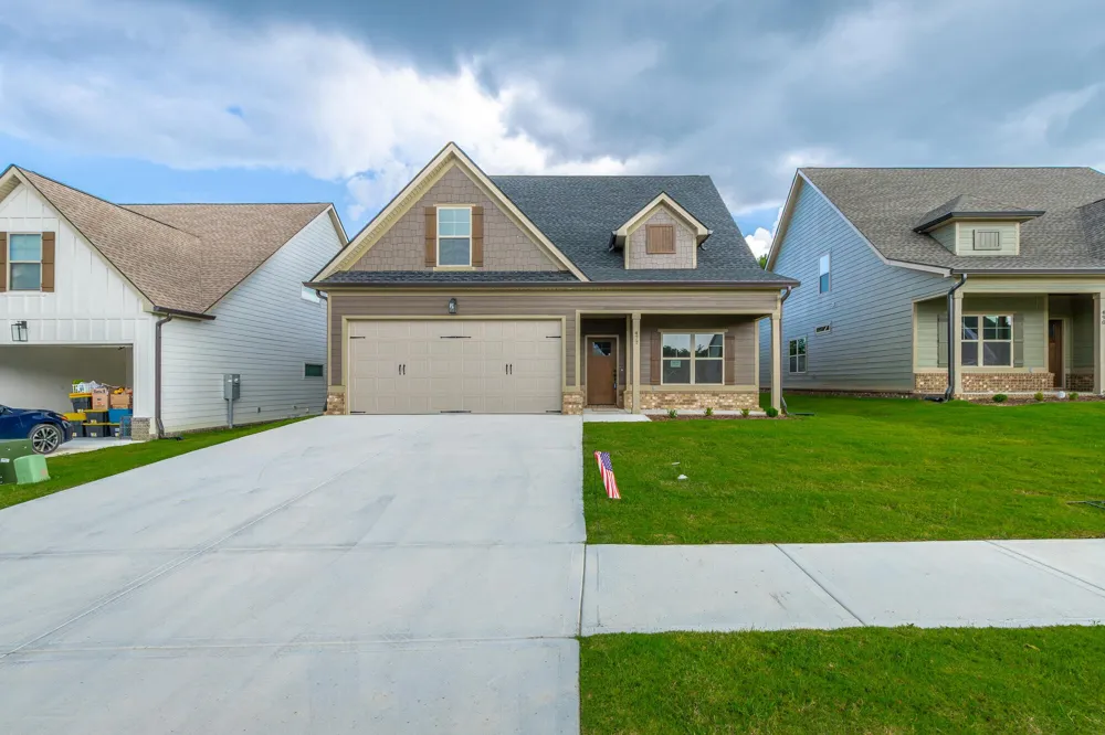 477 Willow Grove Court Ringgold, GA 30736
