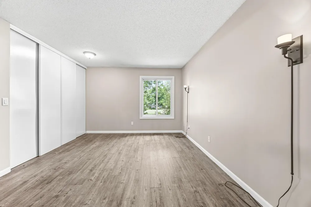 9712 Cimarron Circle Minnetonka, MN 55305