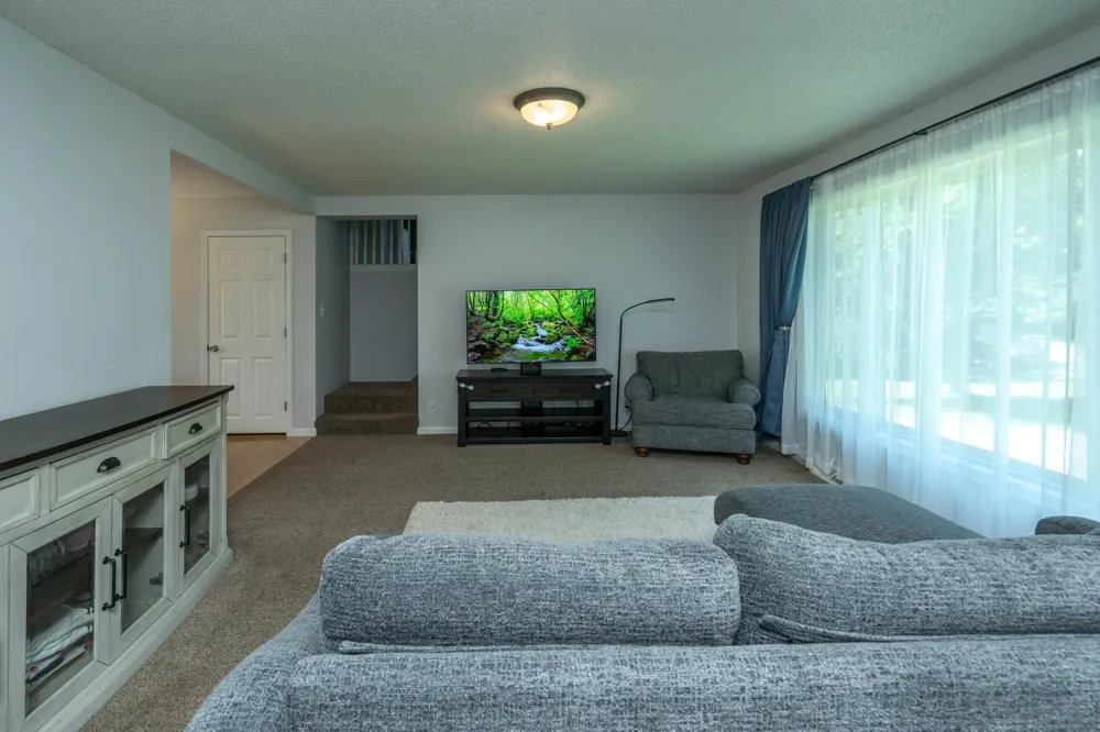 13498 Meredith Drive Baxter, MN 56425