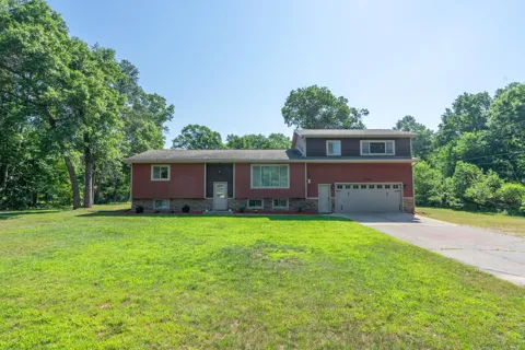 13498 Meredith Drive