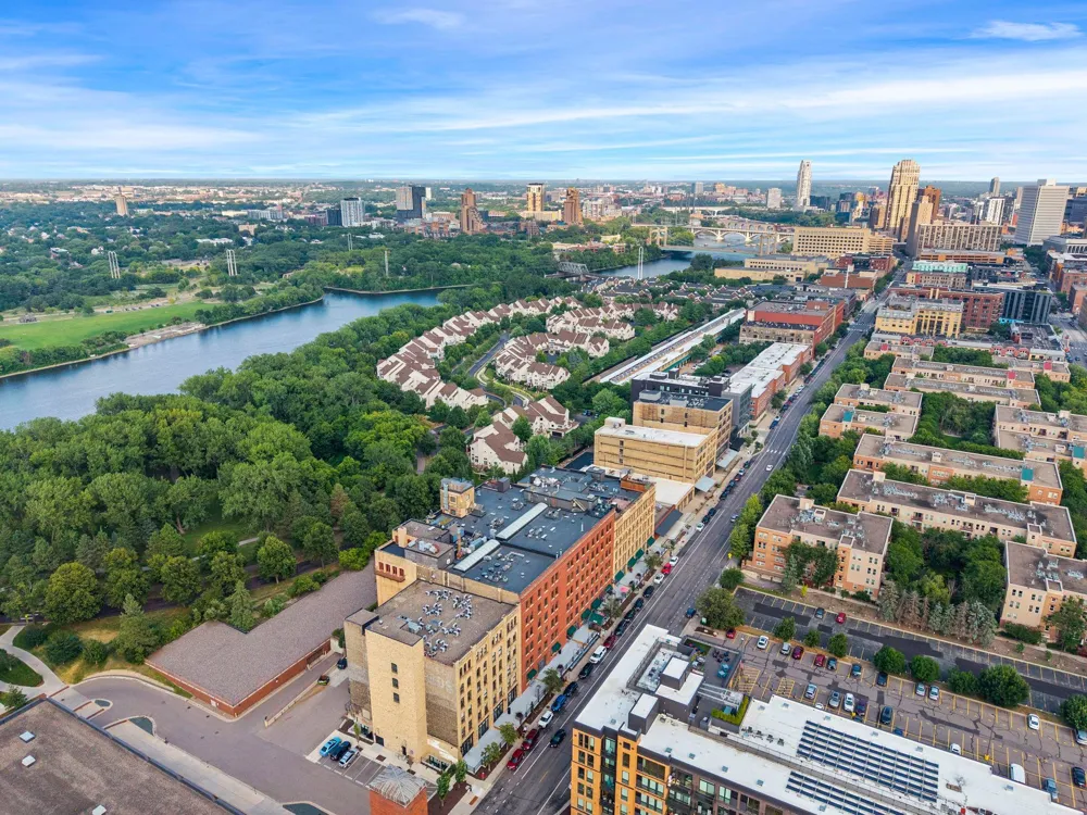 716 1st Street #534 Minneapolis, MN 55401