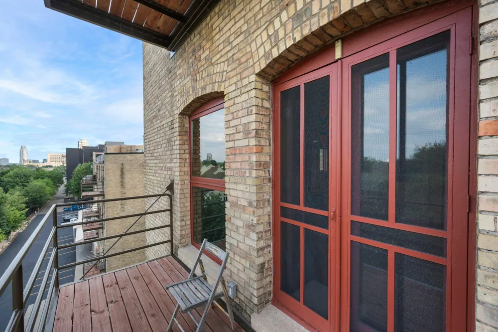 716 1st Street #534 Minneapolis, MN 55401
