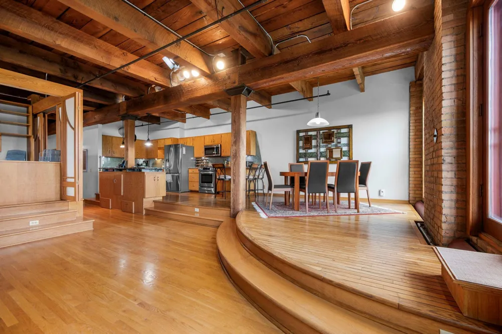 716 1st Street #534 Minneapolis, MN 55401