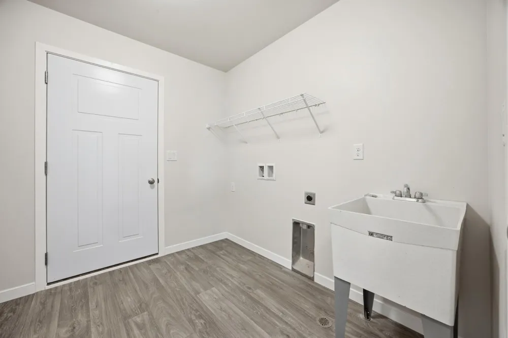 1202 Southview Drive SW Glyndon, MN 56547