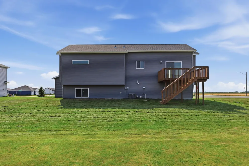 1202 Southview Drive SW Glyndon, MN 56547