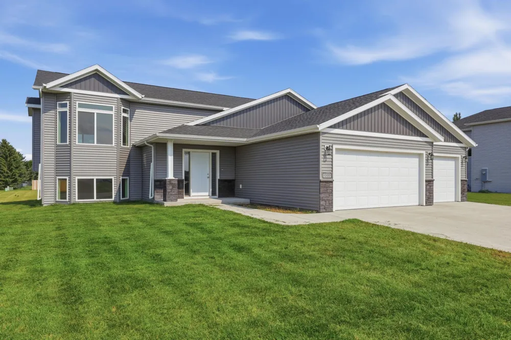 1202 Southview Drive SW Glyndon, MN 56547