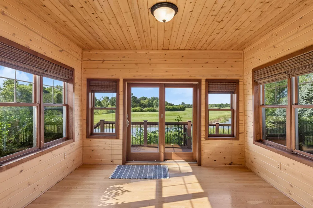 1749 110th Avenue Hammond, WI 54015
