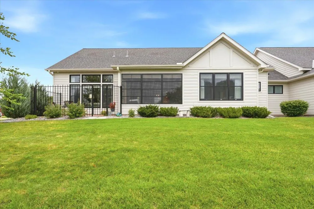 2302 Simply Living Lane Hudson, WI 54016