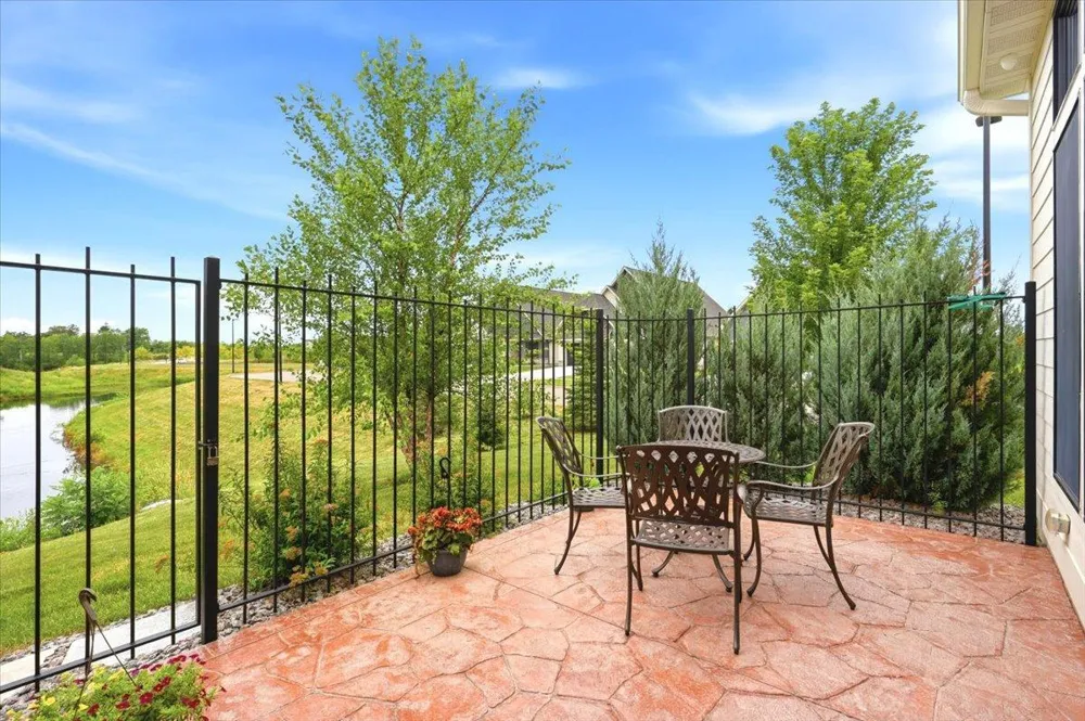 2302 Simply Living Lane Hudson, WI 54016