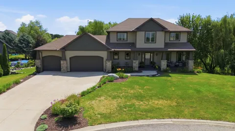 1309 Deerview Court SE