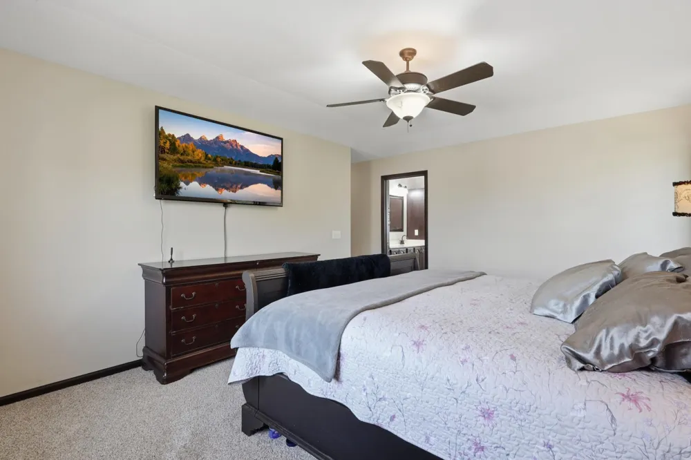 1309 Deerview Court SE Lonsdale, MN 55046