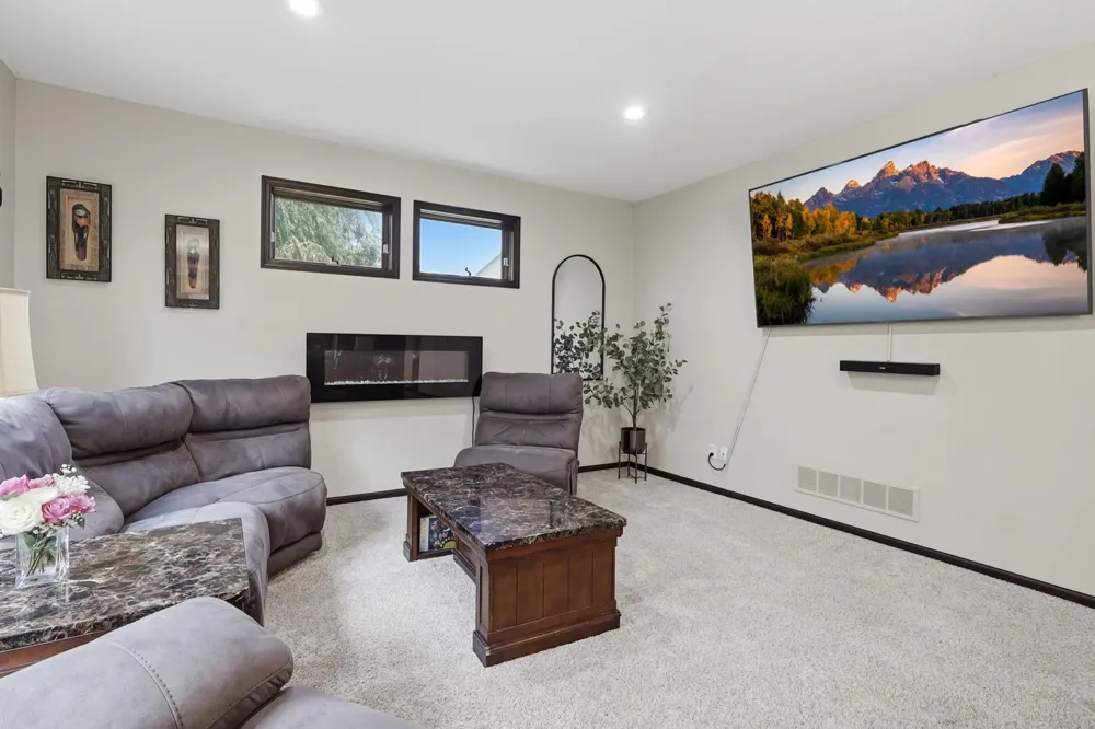 1309 Deerview Court SE Lonsdale, MN 55046