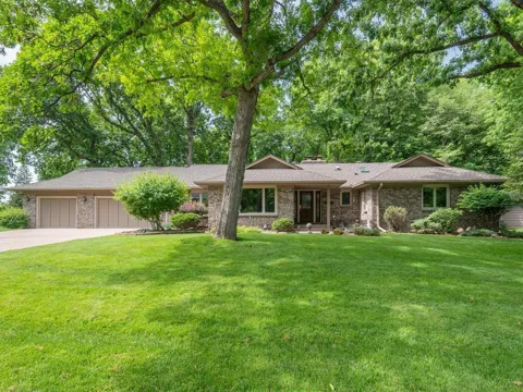 8127 Pennsylvania Circle