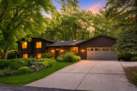 14810 Lloyds Drive
