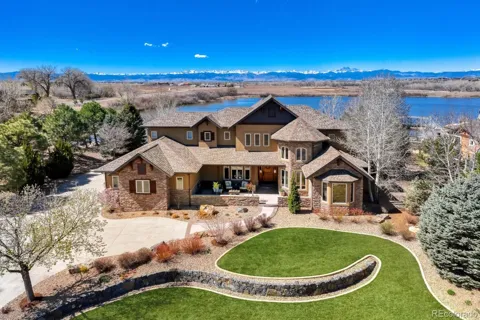 5759 Pelican Shores Drive