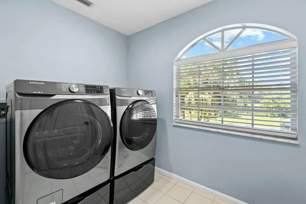 252 Legendary Circle Palm Beach Gardens, FL 33418