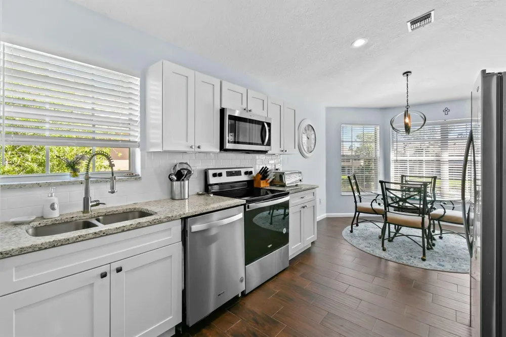 252 Legendary Circle Palm Beach Gardens, FL 33418