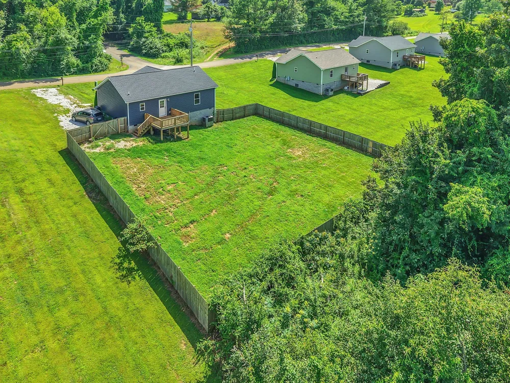 142 Pine Ave Morrison, TN 37357