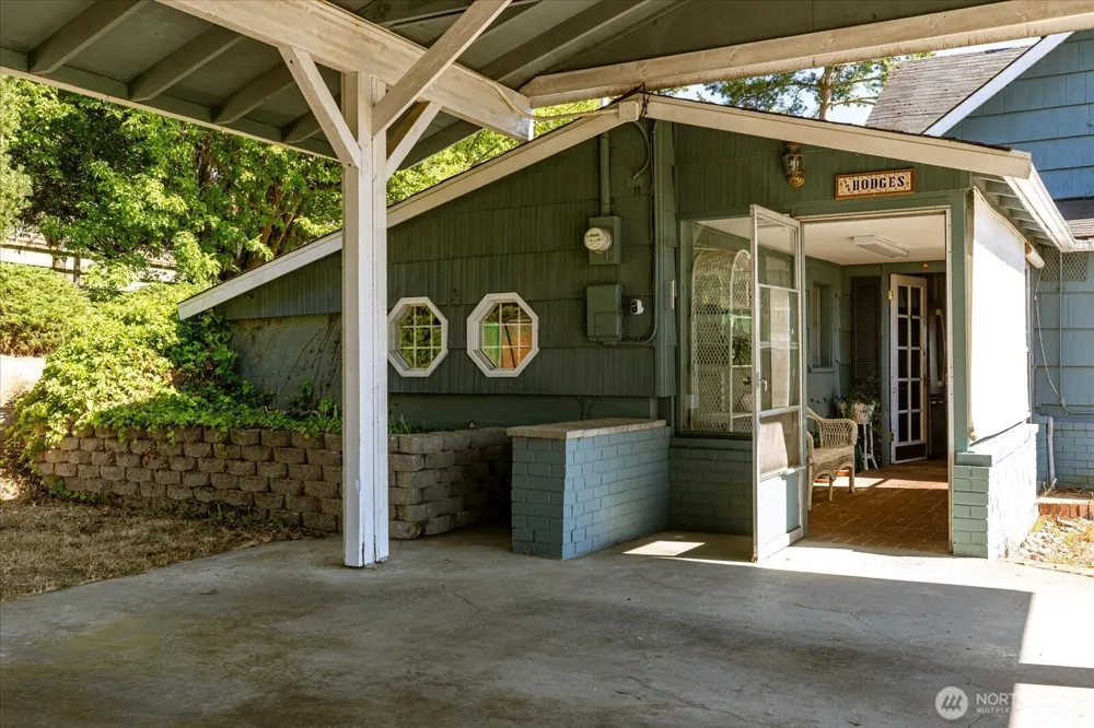 6054 Snapdragon Lane Clinton, WA 98236