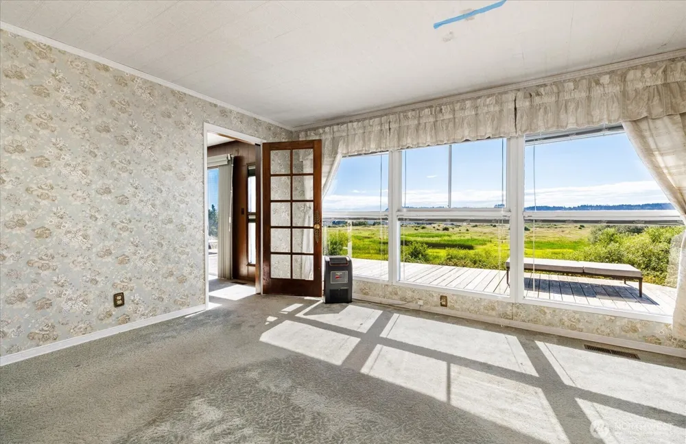 6054 Snapdragon Lane Clinton, WA 98236