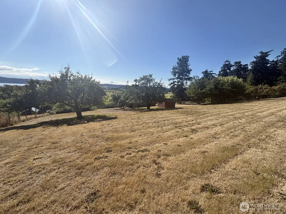 6054 Snapdragon Lane Clinton, WA 98236