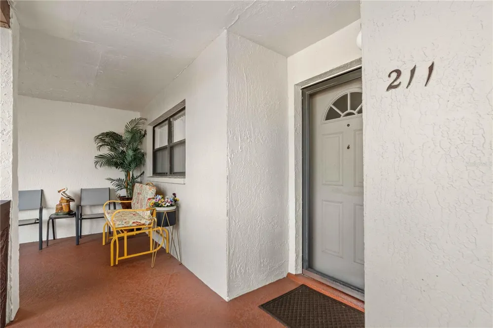 7623 RADCLIFFE CIRCLE #211A Port Richey, FL 34668