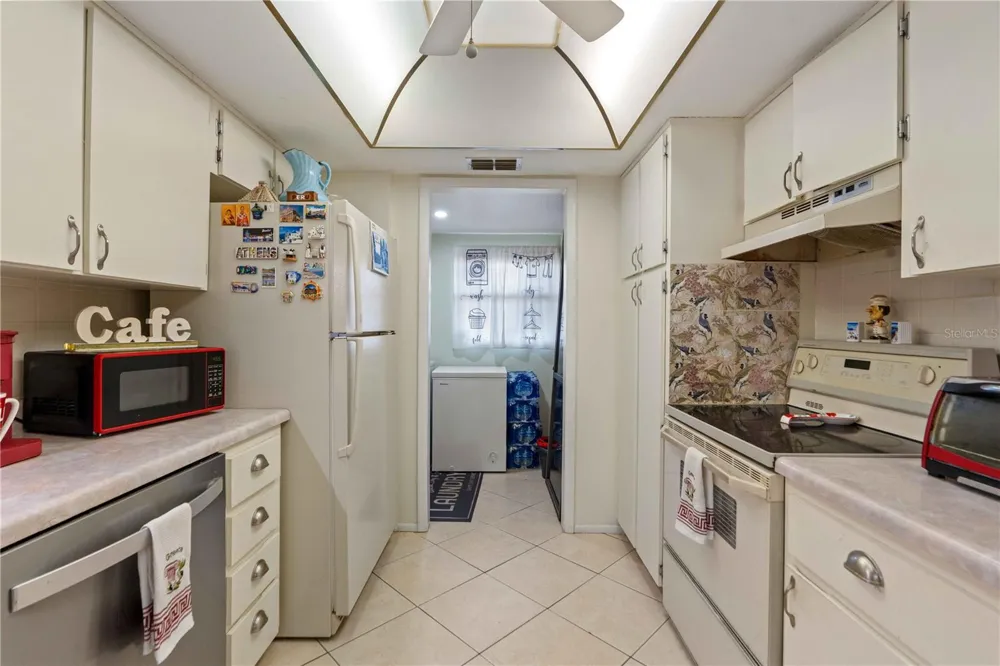 7623 RADCLIFFE CIRCLE #211A Port Richey, FL 34668
