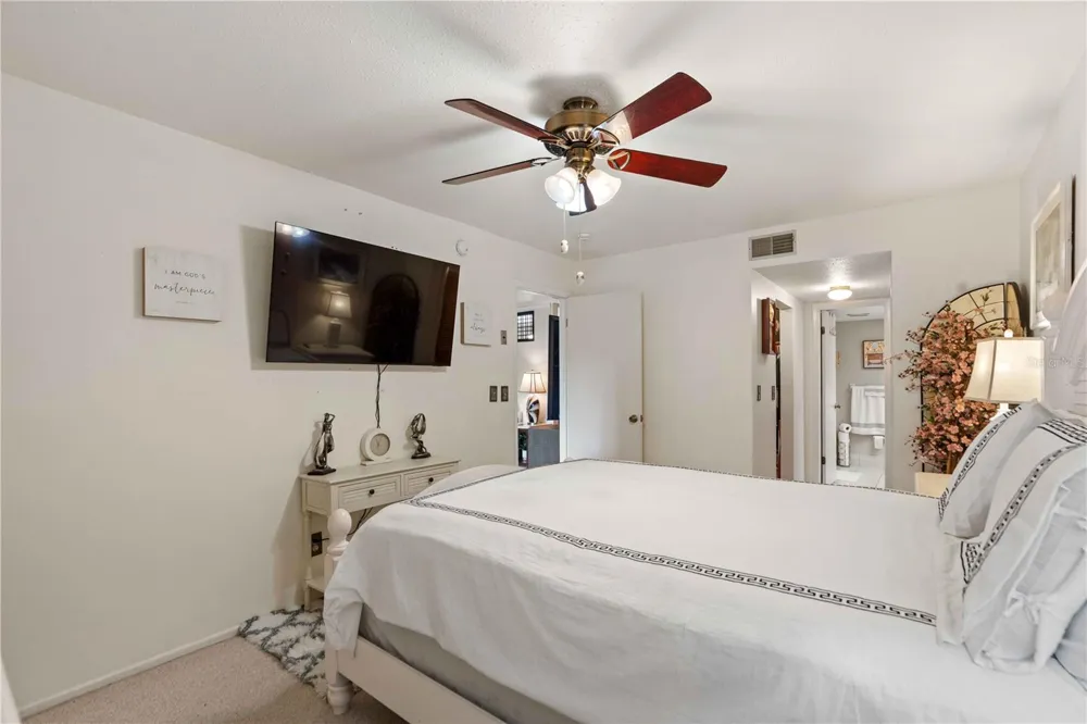 7623 RADCLIFFE CIRCLE #211A Port Richey, FL 34668