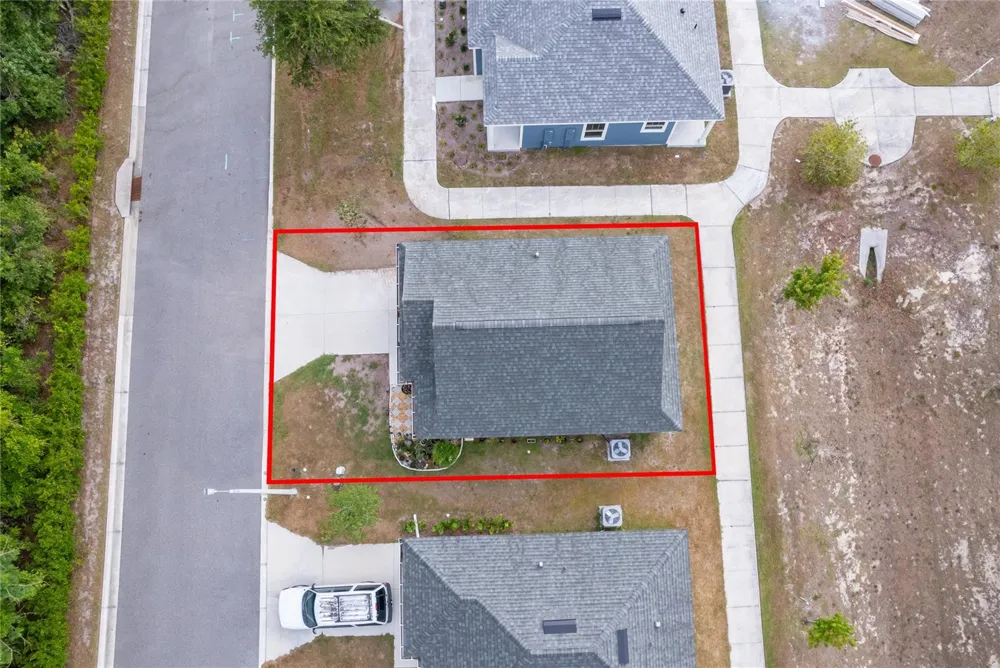 1360 COTTAGE CIRCLE Tavares, FL 32778