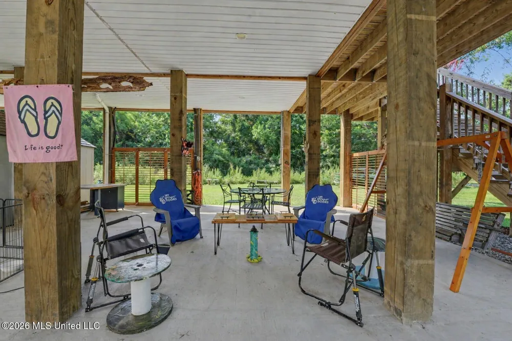 5114 Oak Street Bay Saint Louis, MS 39520