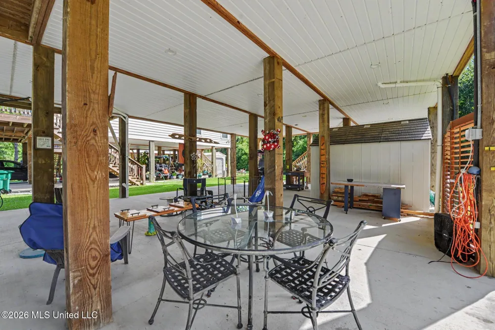 5114 Oak Street Bay Saint Louis, MS 39520