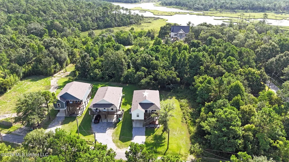 5114 Oak Street Bay Saint Louis, MS 39520