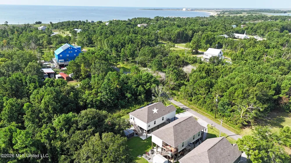 5114 Oak Street Bay Saint Louis, MS 39520