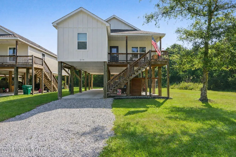 5114 Oak Street Bay Saint Louis, MS 39520