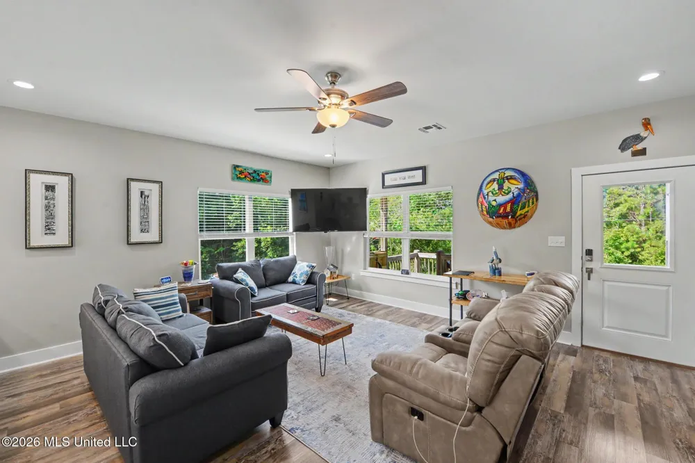 5114 Oak Street Bay Saint Louis, MS 39520