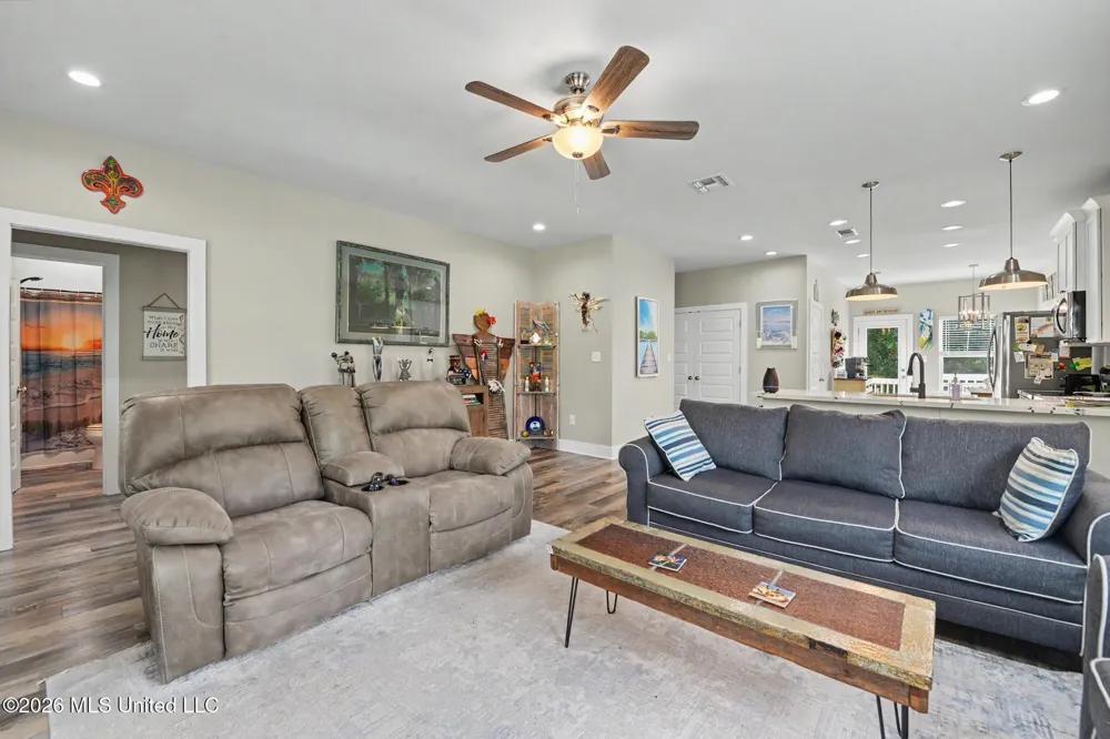 5114 Oak Street Bay Saint Louis, MS 39520