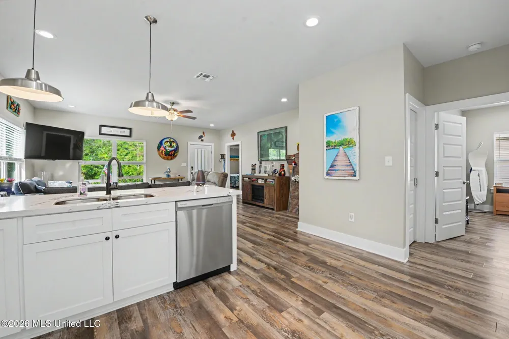 5114 Oak Street Bay Saint Louis, MS 39520