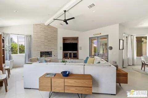2220 Hermosa Drive