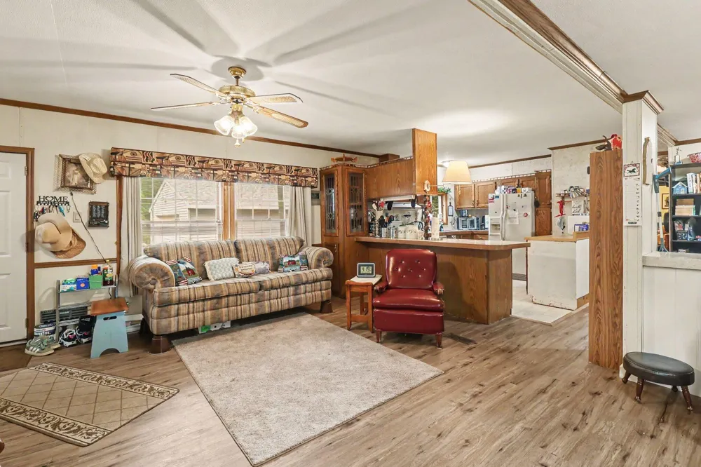 17039 3rd Street Arcadia, MI 49613